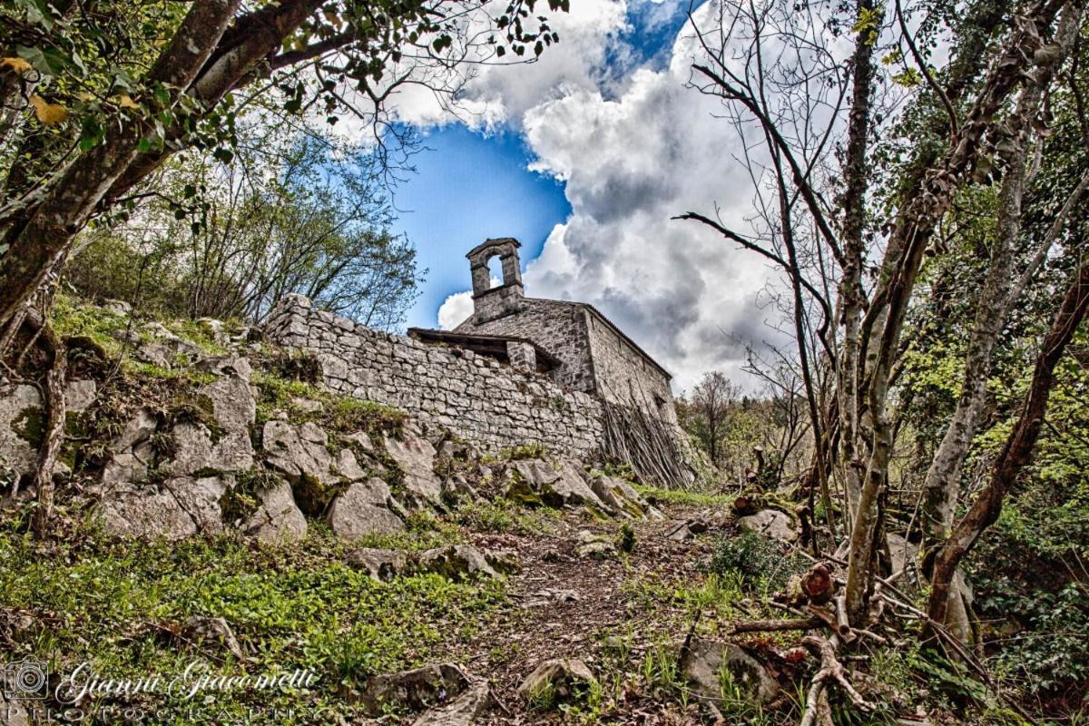 Torre Del Grifone Nel Medioevo Di Cividale Del Friuli Faedis Exterior foto